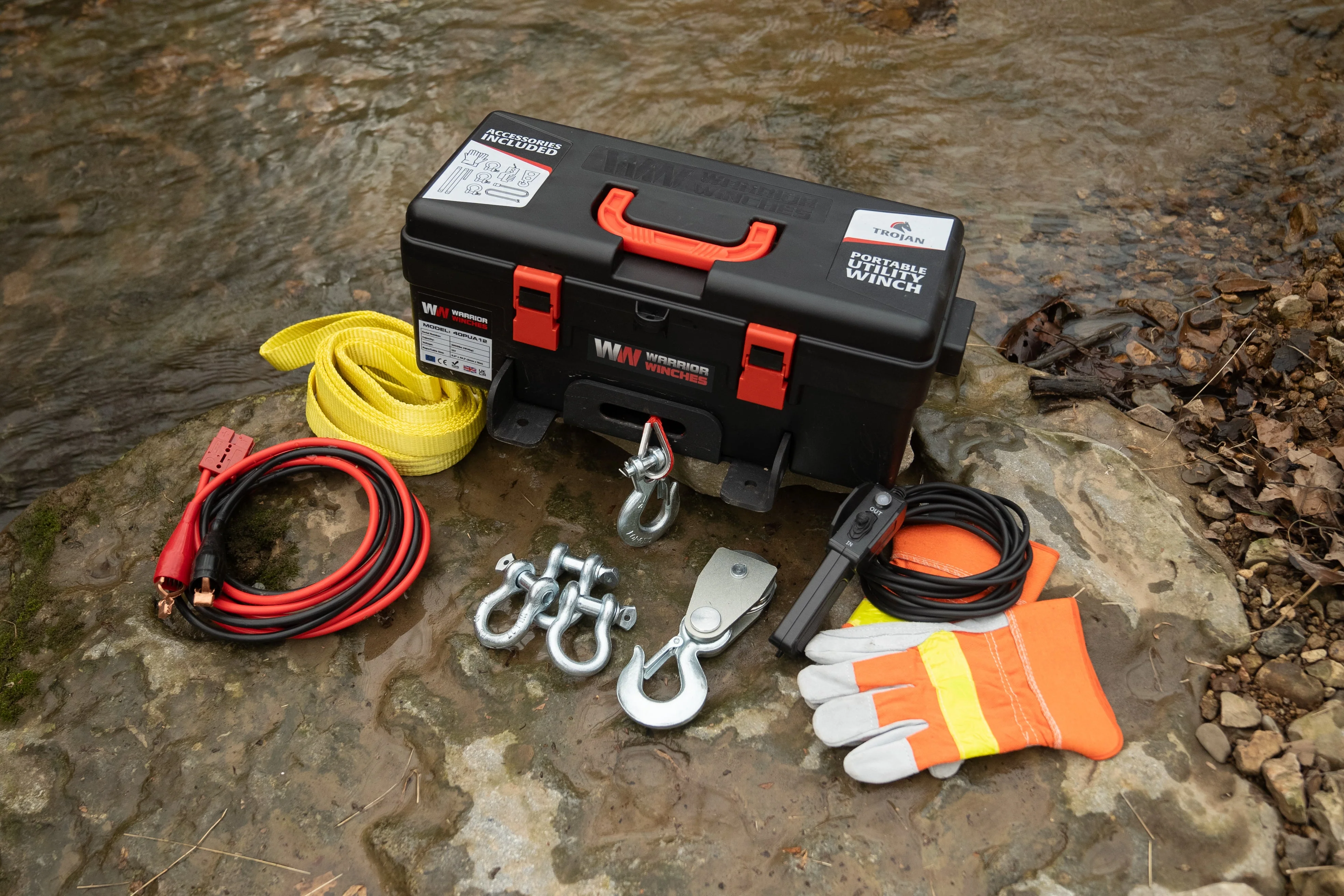 Trojan 4,000lb 12v Portable Utility Winch - Synthetic Rope - Image 5